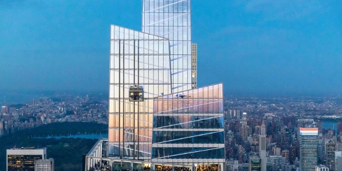 Vista aérea do elevador externo Ascent no SUMMIT One Vanderbilt